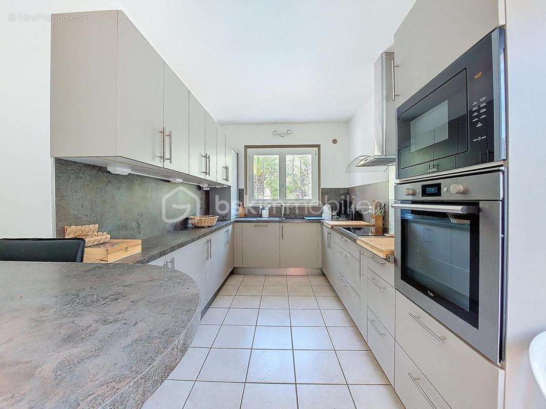 Maison à SIX-FOURS-LES-PLAGES