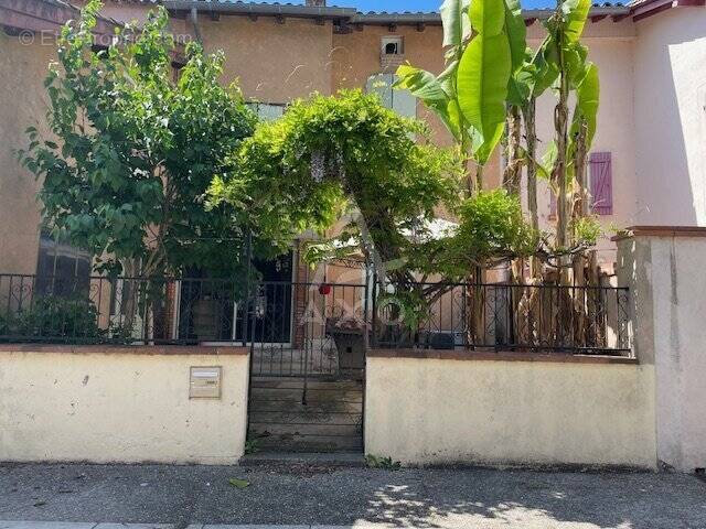 Maison à CASTELMAYRAN