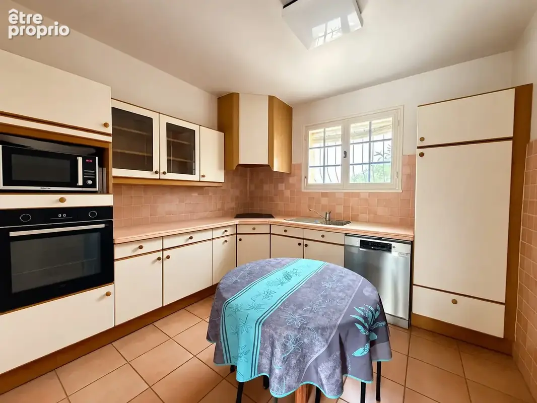 Maison 5 pièces 154 m² à vendre à Peymeinade (06530) - photo 9