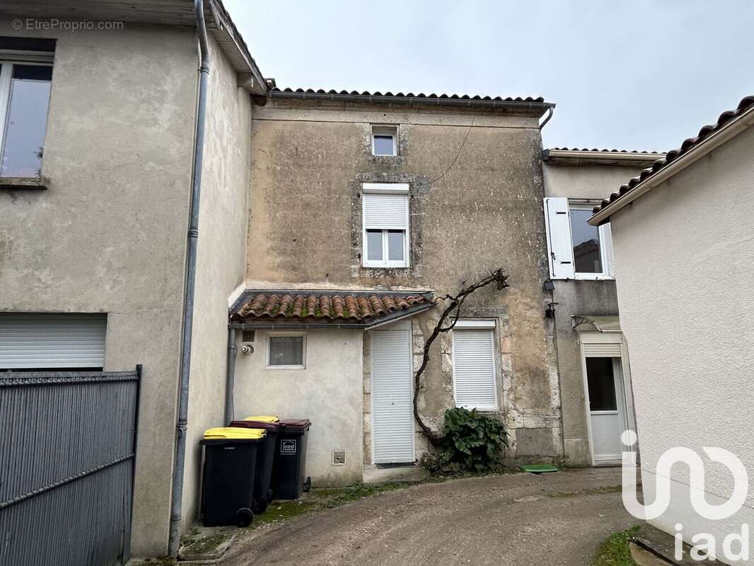 Photo 9 - Maison à LA COURONNE