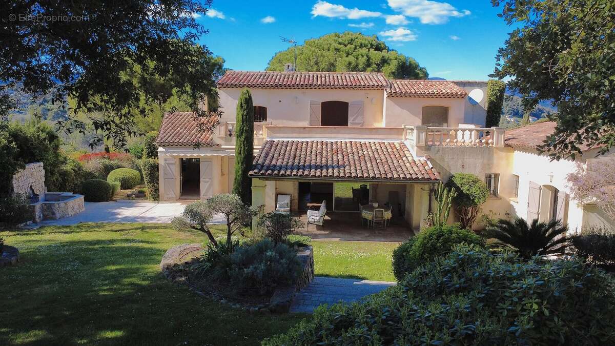 Maison à BIOT