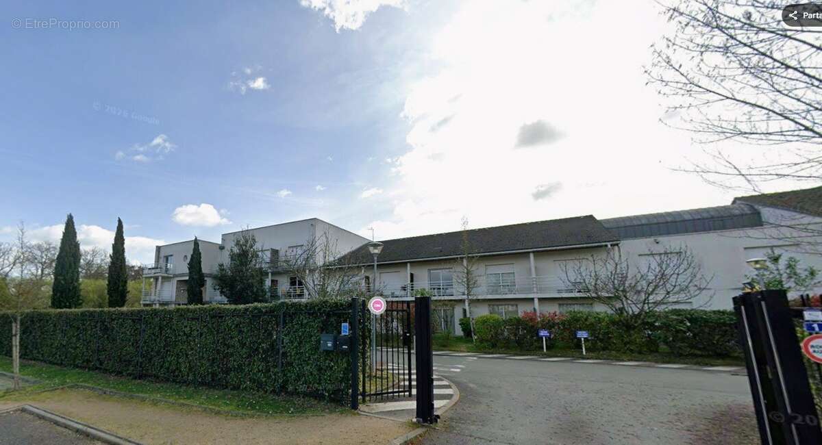 Appartement à PELLOUAILLES-LES-VIGNES