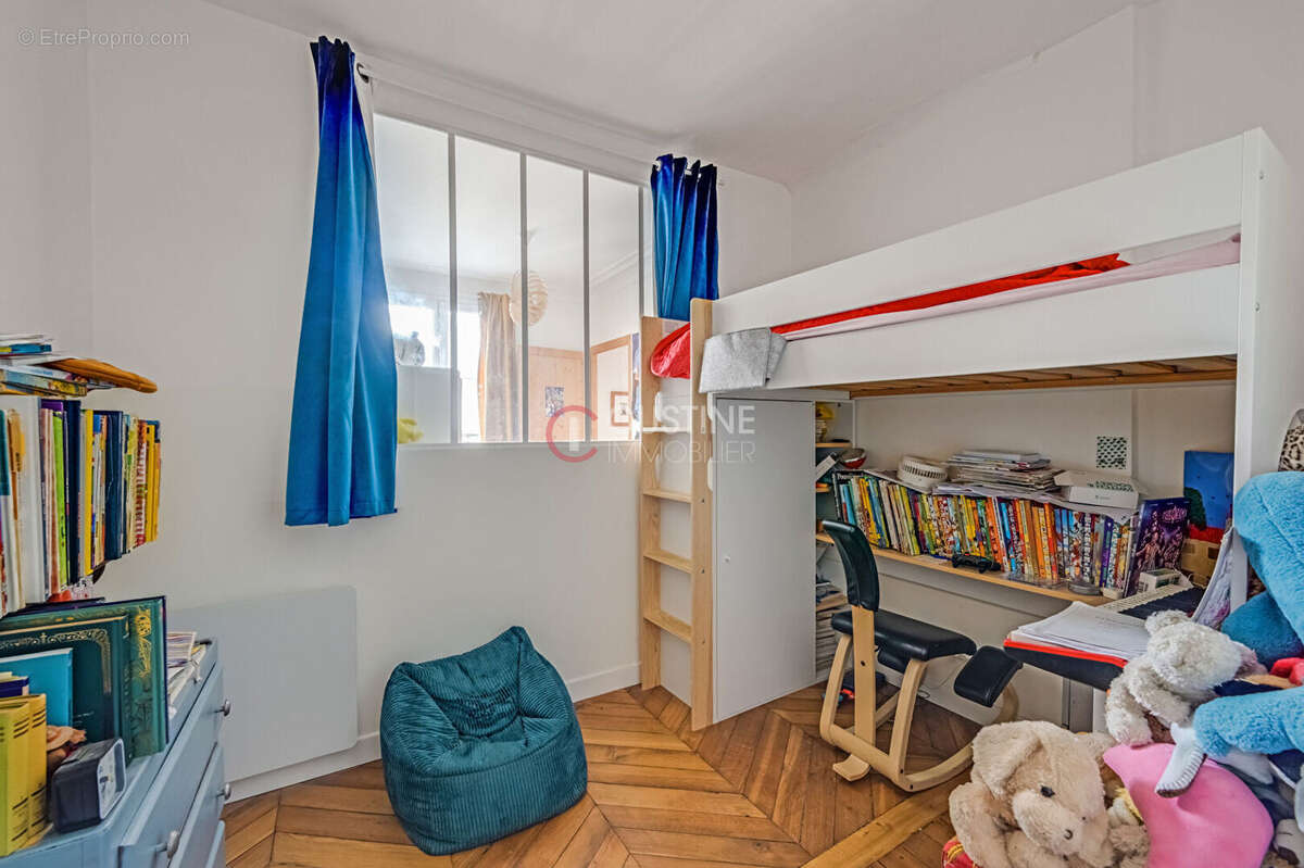 Appartement à PARIS-18E
