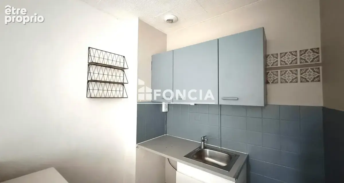 Appartement t2 + cave - centre ville de vannes - photo 3