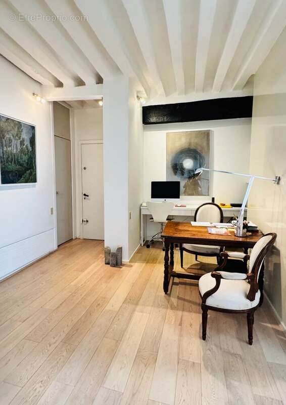 Appartement à PARIS-6E
