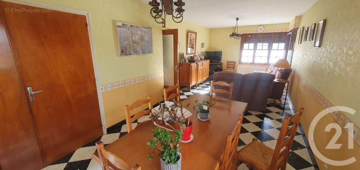 Maison 148 m² à Aubin-Saint-Vaast  - photo 8