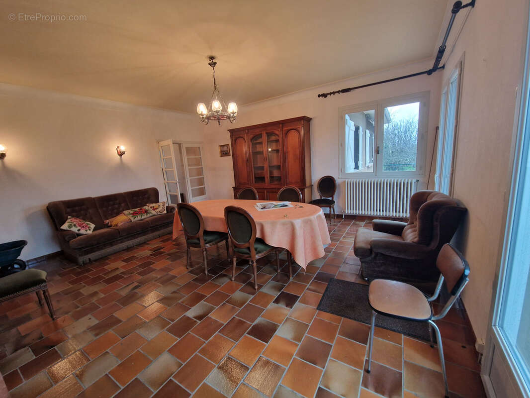 Maison à CINTEGABELLE