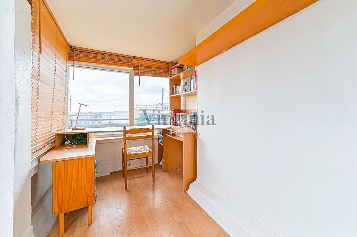 Appartement à CHARENTON-LE-PONT