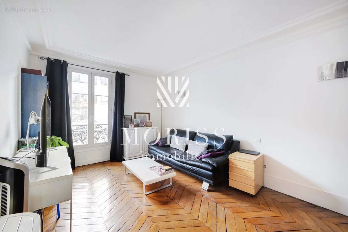 Appartement à PARIS-18E