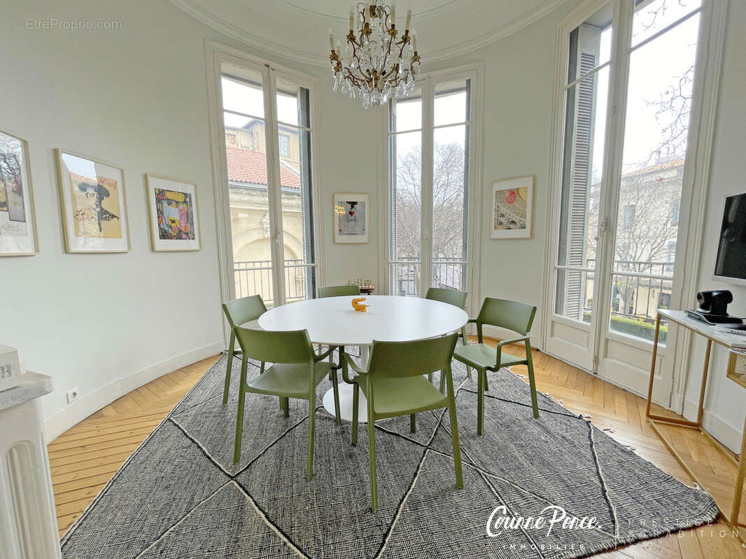 Appartement à NIMES