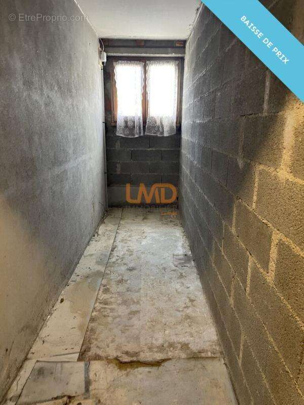 Maison à DECAZEVILLE