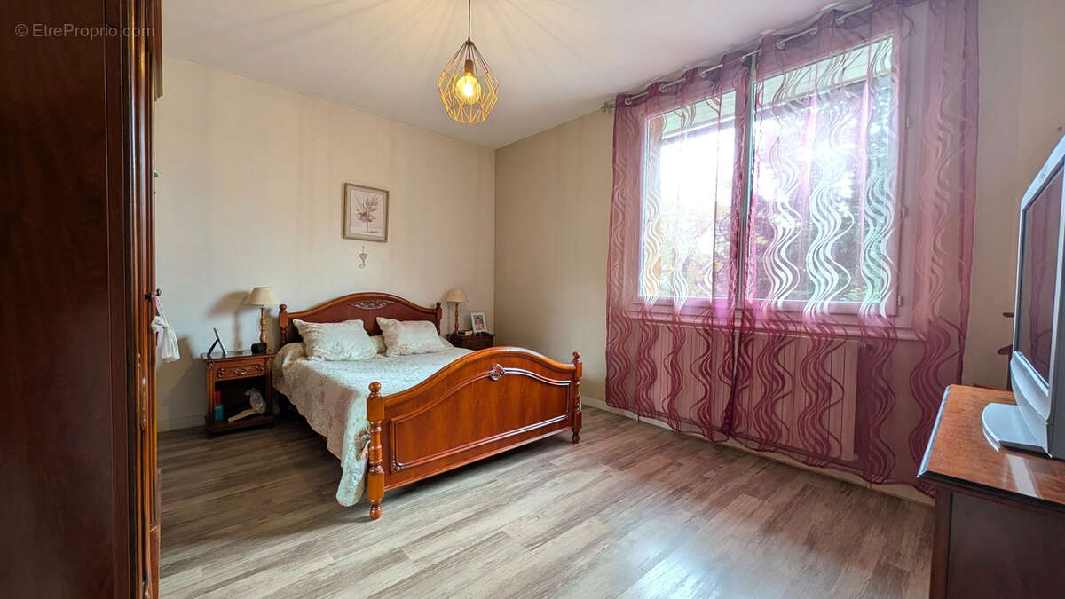 Maison à LA COURONNE