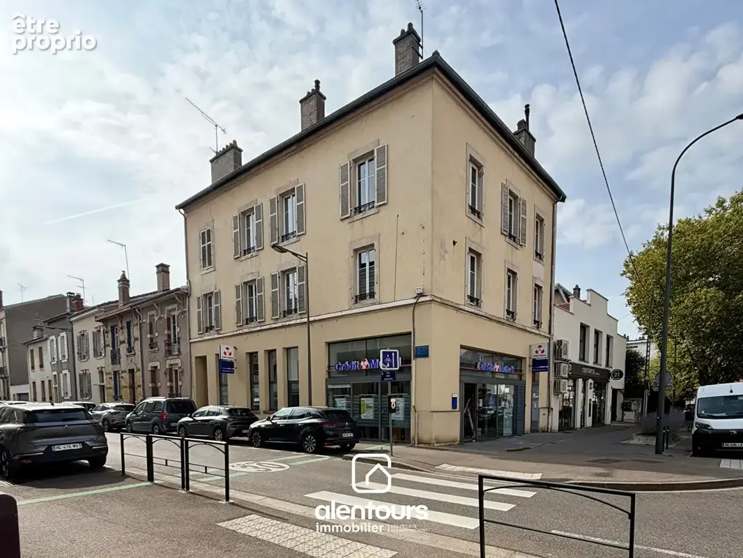 Local commercial  260 m2 - photo 4