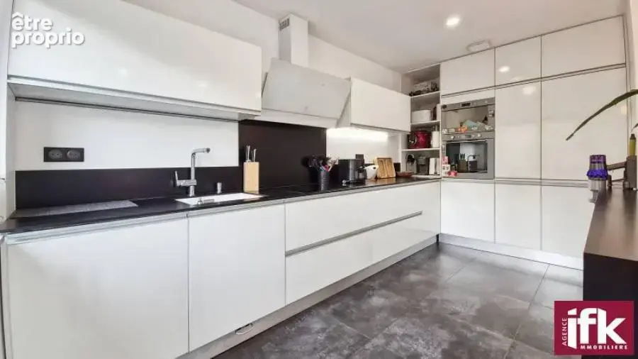 Horbourg-Wihr : Maison de plain-pied rénovée de 115 m² avec suite parentale, 2 t - photo 4