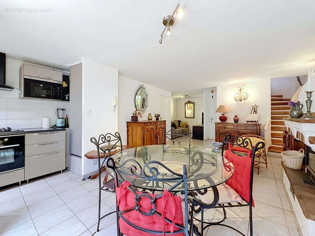 Maison 62 m² à Roquebrune-Sur-Argens  - photo 3