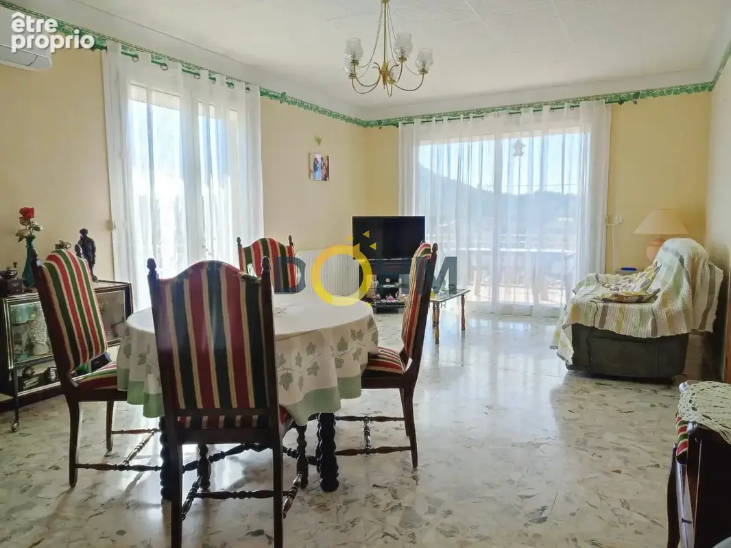 Villa 4 chambres 6 pièces à 15 minutes d'Alès avec vue dominante sur terrain 2000 m2  274 000 € - photo 2