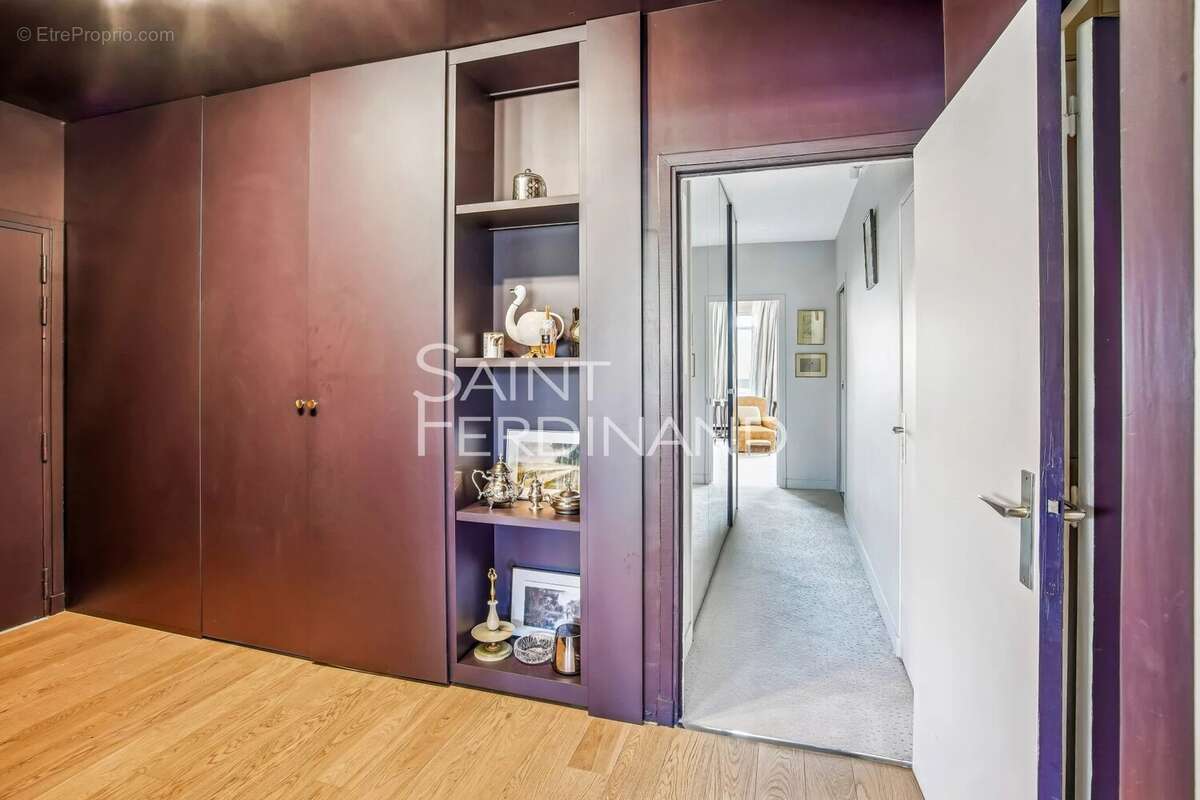 Appartement à NEUILLY-SUR-SEINE