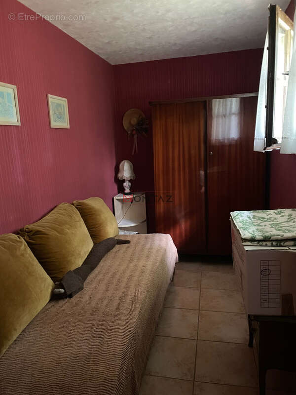 Maison à MONTOLIVET