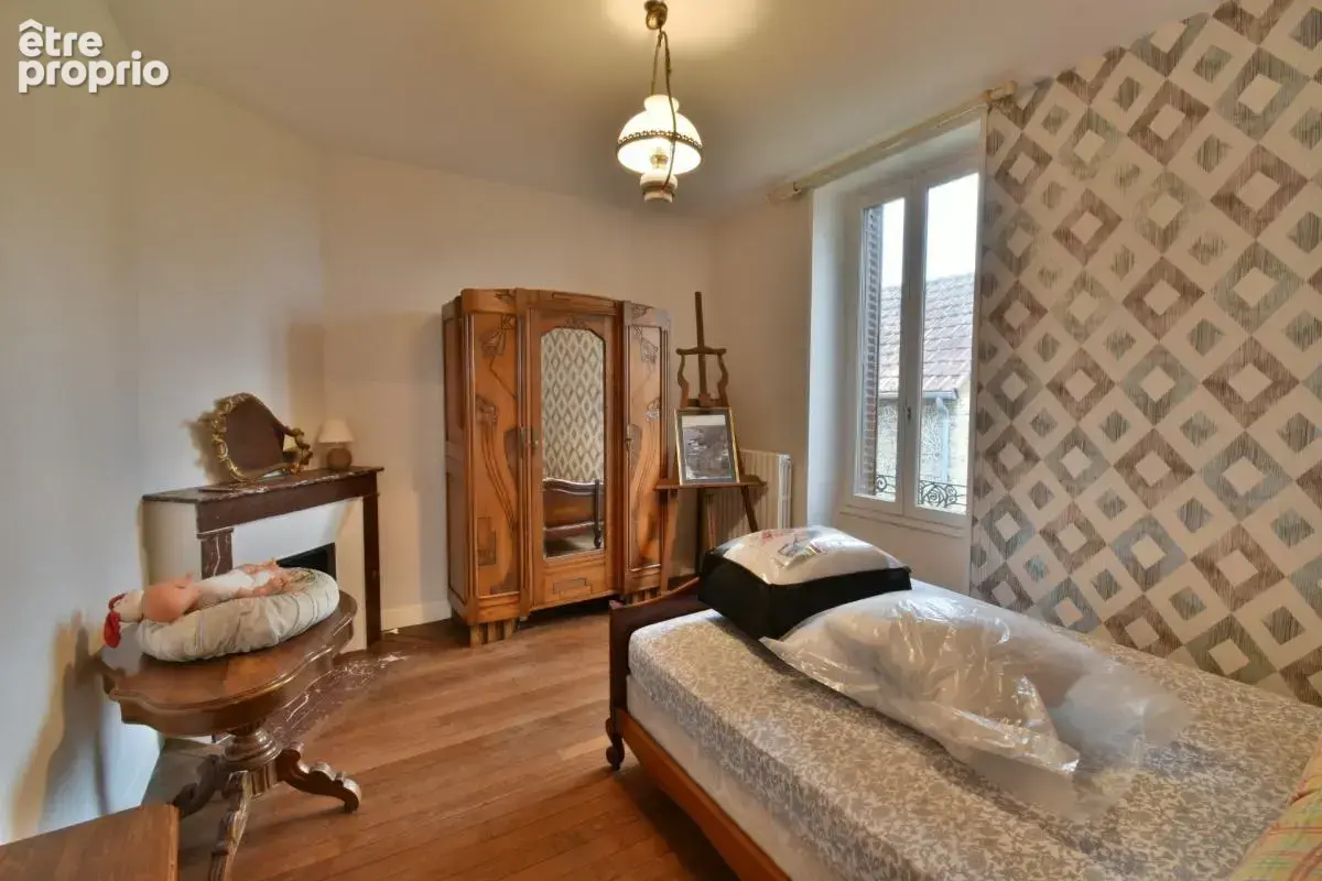 Maison familiale de 9 pièces, 187m² à  MAILLET (36) - photo 10
