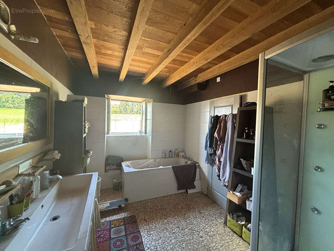 Maison à SAINT-YRIEIX-LA-PERCHE