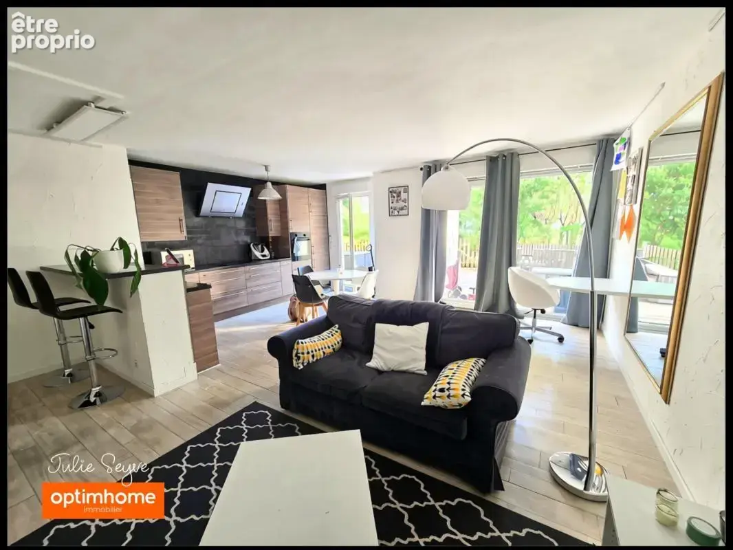 T3 Cessy centre en rez-de-jardin avec terrasse de 57 m², garage, cave et parking - photo 4