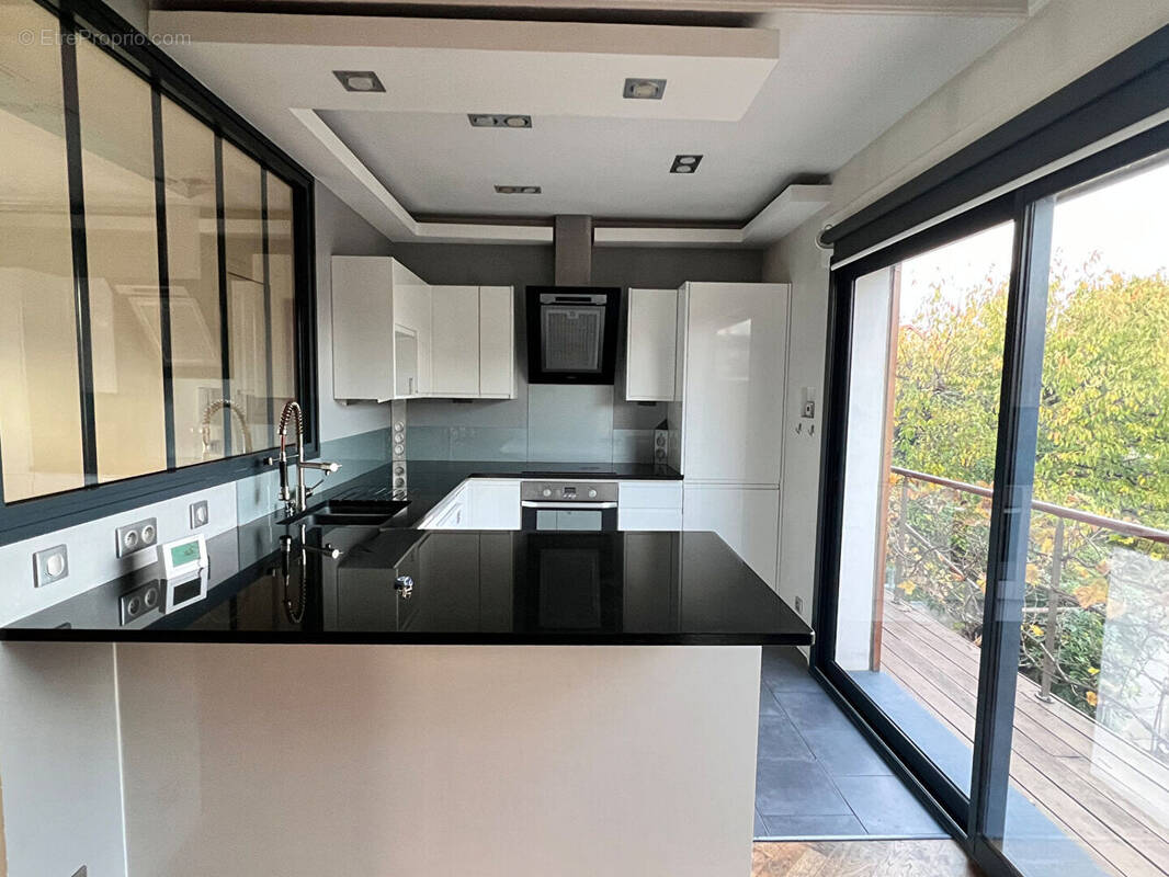 Maison à SARTROUVILLE