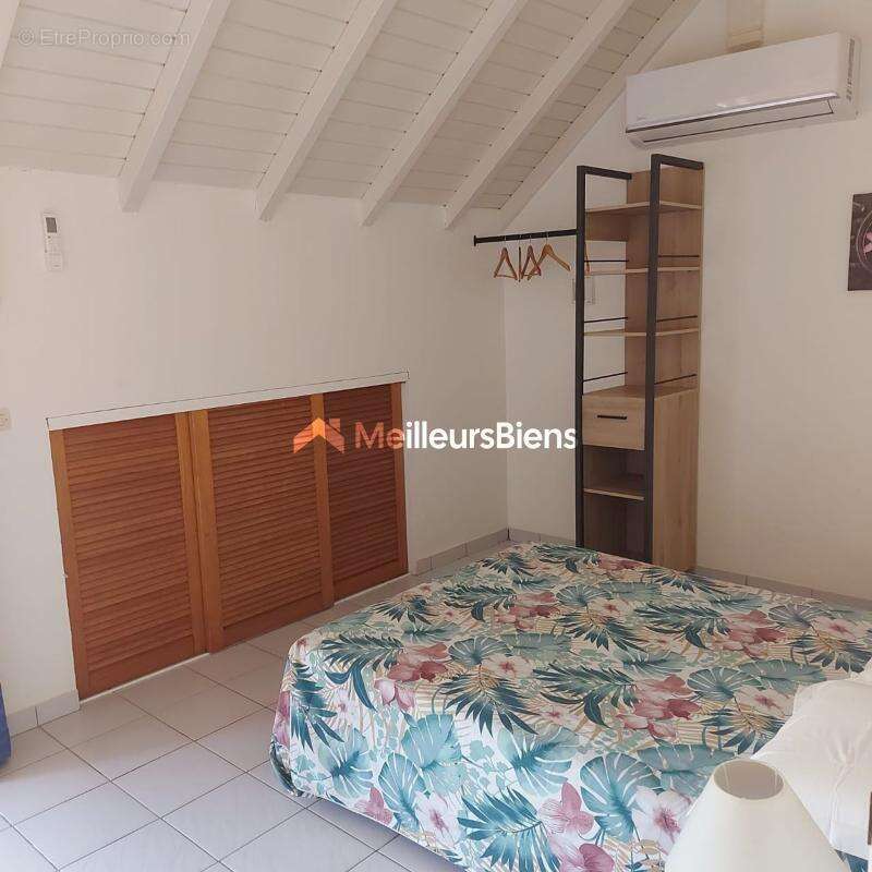 Maison à TERRE-DE-HAUT