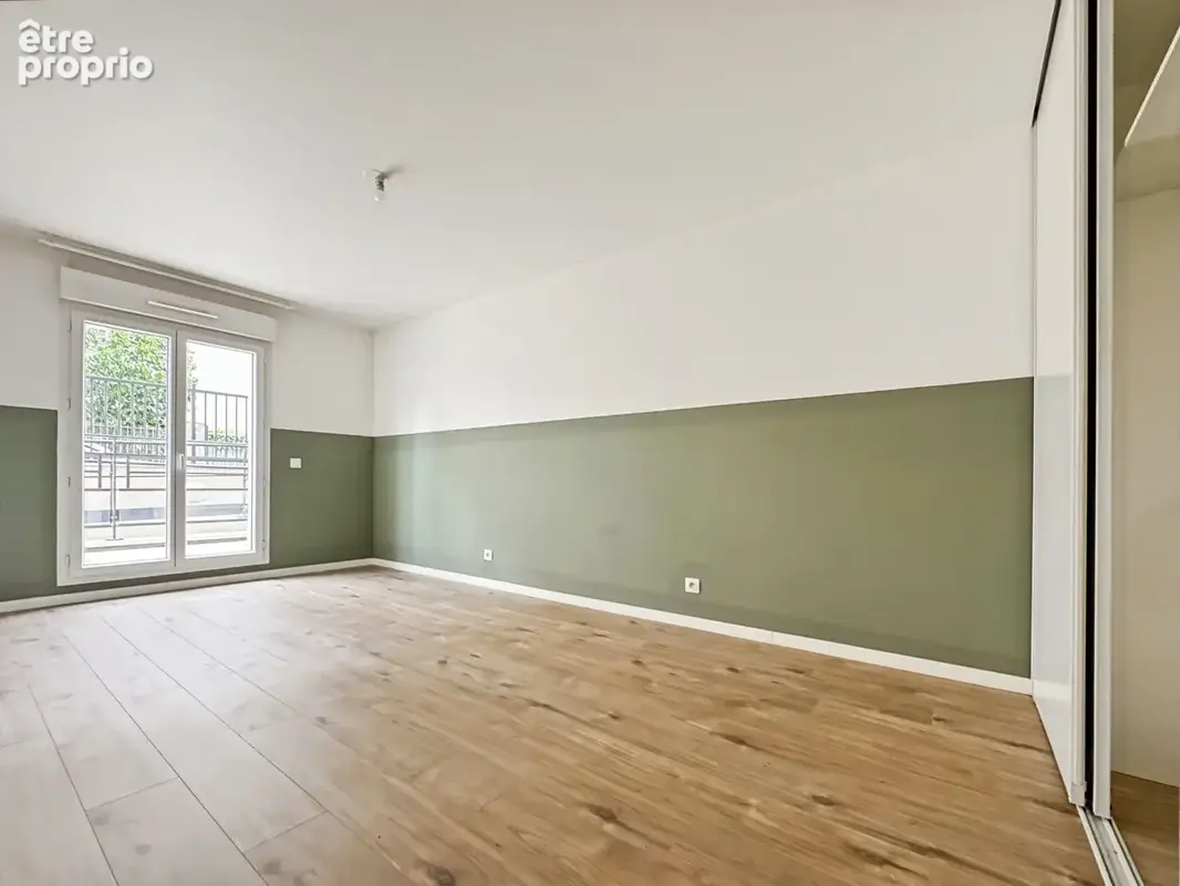 Appartement T3 pièces 62 m2 - HyperCentre - photo 4