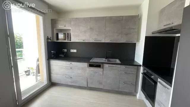 Appartement à SARTROUVILLE