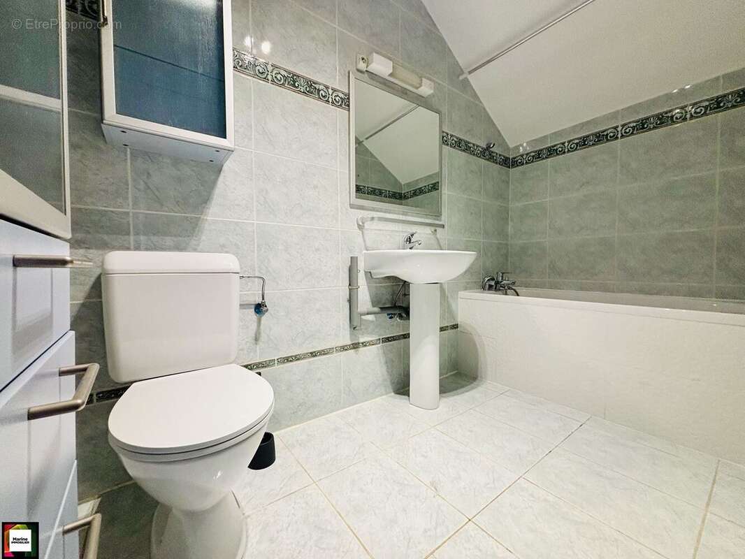 Appartement à LONGLAVILLE