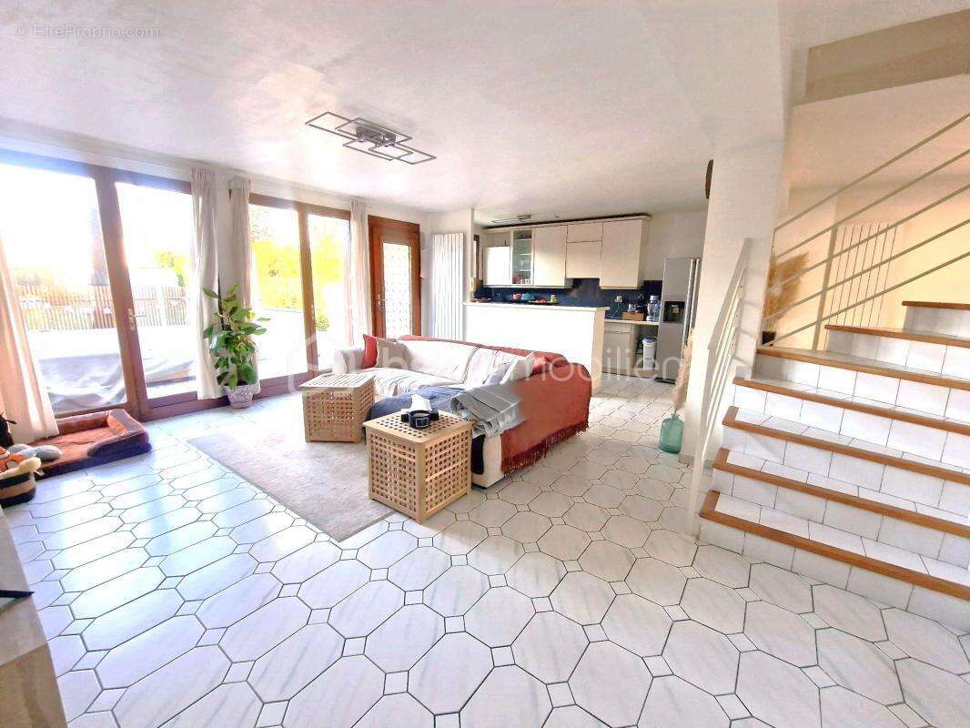 Maison à GOURNAY-SUR-MARNE