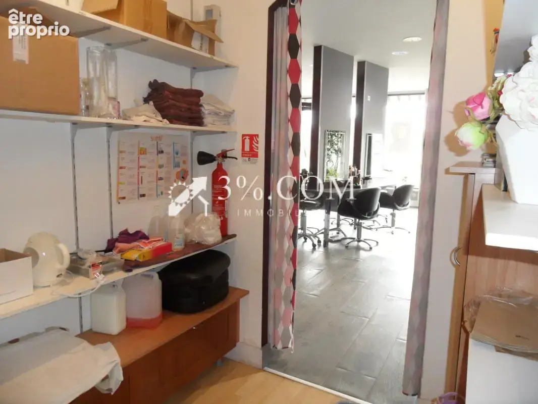 3%.com jardres 86800 salon de coiffure (fonds de commerce) - photo 7