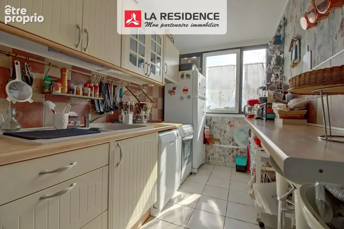 Appartement 4 pièces 69 m² à vendre à Poissy (78300) - photo 6