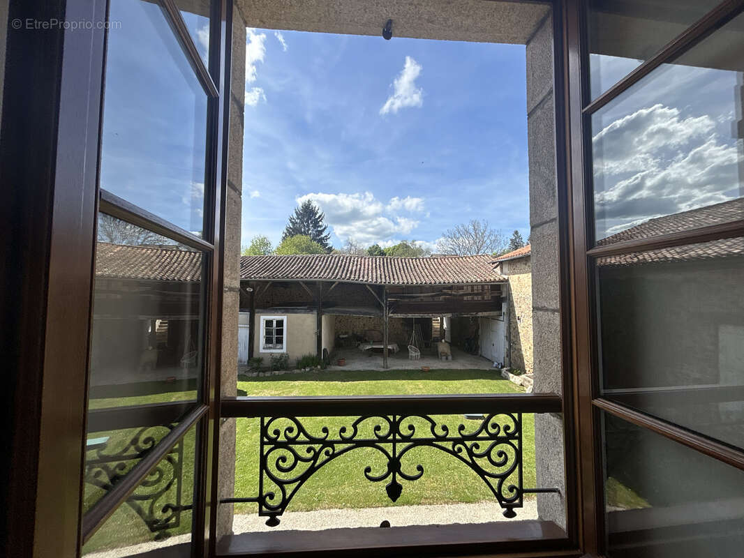 Maison à MASSIGNAC