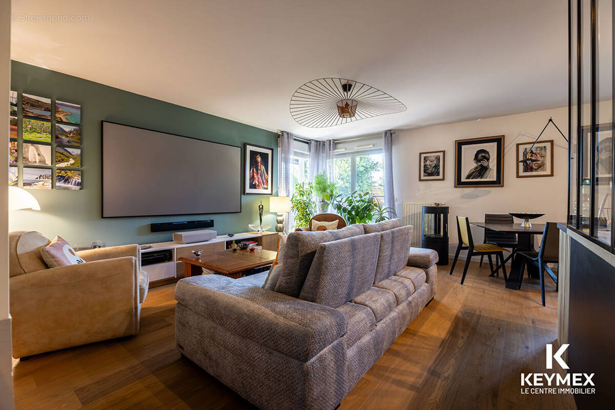 Appartement à LOUVRES