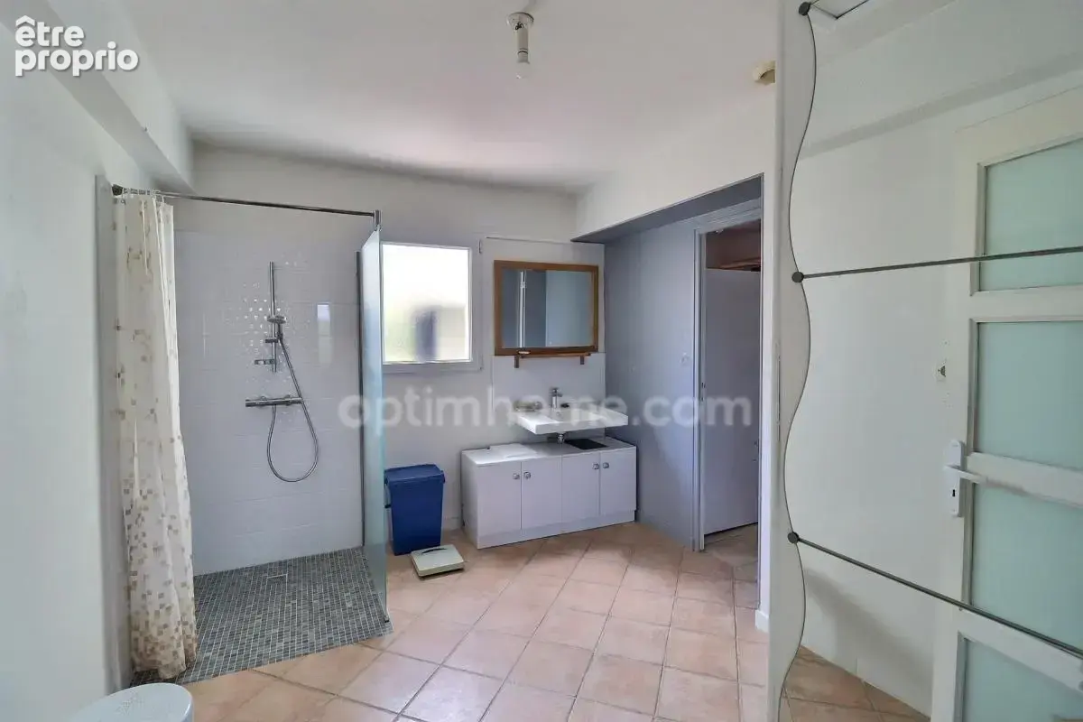 Aux portes de Nantes – Maison familiale T7 de 145 m² avec DPE A (Saint-Julien-de-Concelles) - photo 12