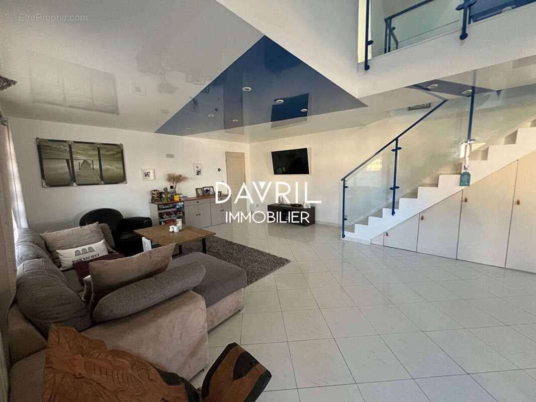 Maison à CONFLANS-SAINTE-HONORINE