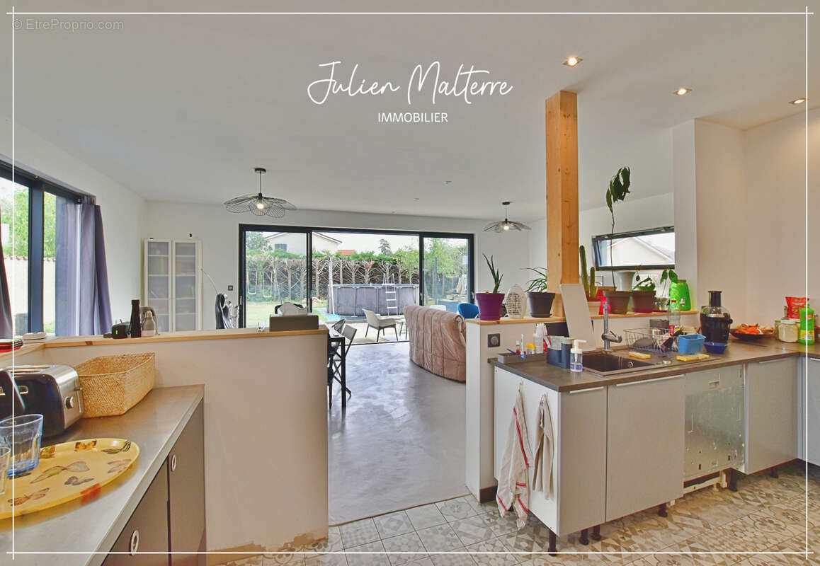 St-Just-St-Rambert, maison d'architecte 147 m², 4 chambres, garage double sur terrain de 985 m² - photo 28
