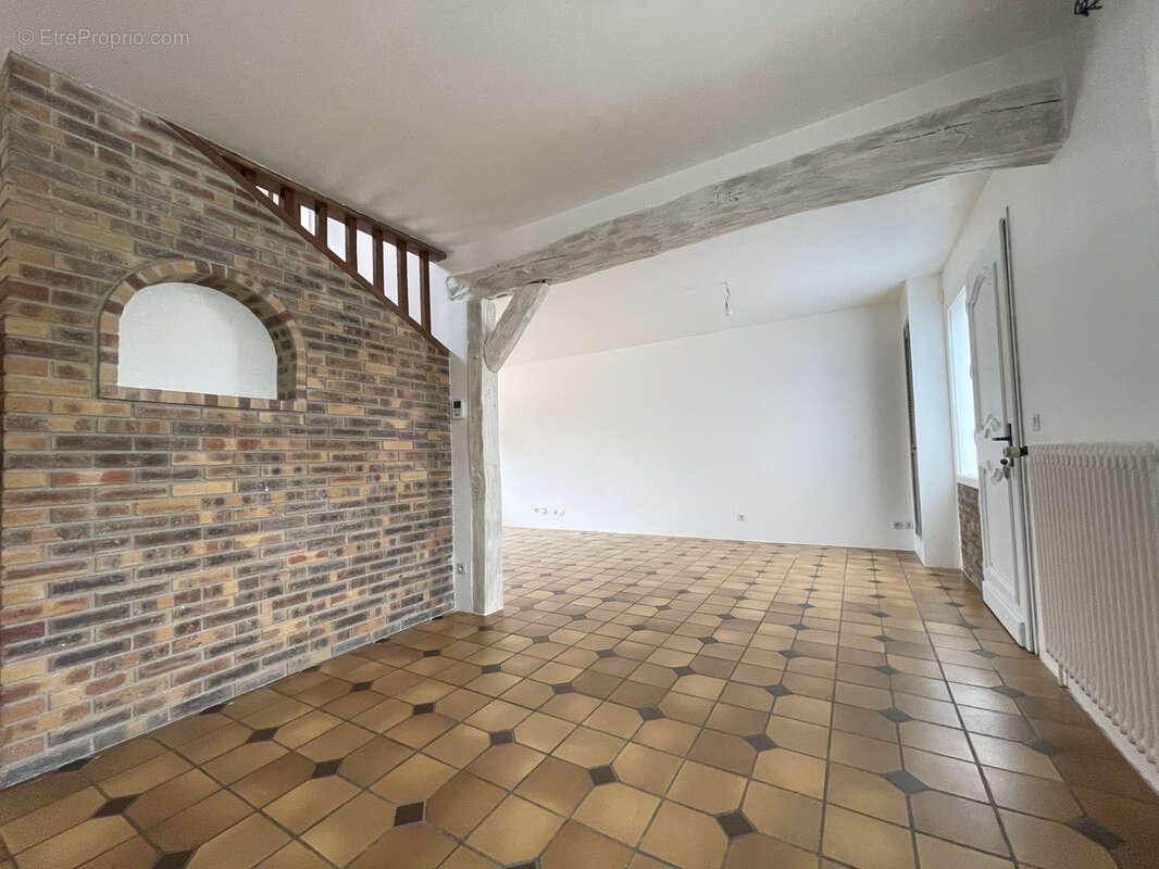 Maison à TREMBLAY-EN-FRANCE
