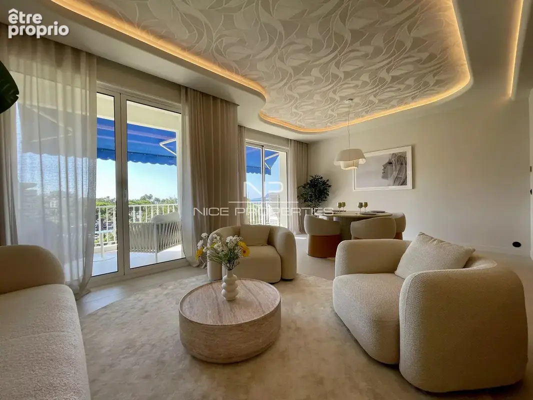 Cannes, appartement sur la Croisette, vue mer et port - photo 7