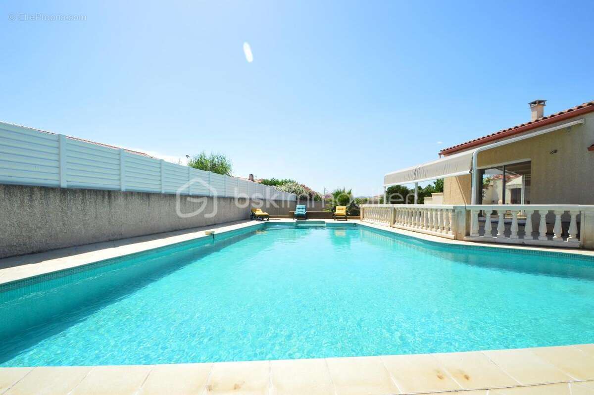 A PIA Villa T5 avec piscine et garage – Cadre calme et privilégié - photo 19