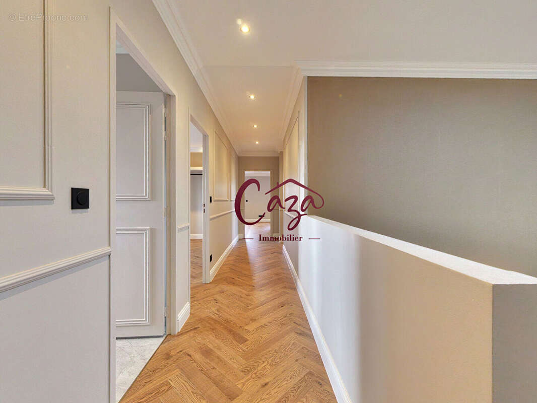 Maison à SAINT-SULPICE-ET-CAMEYRAC