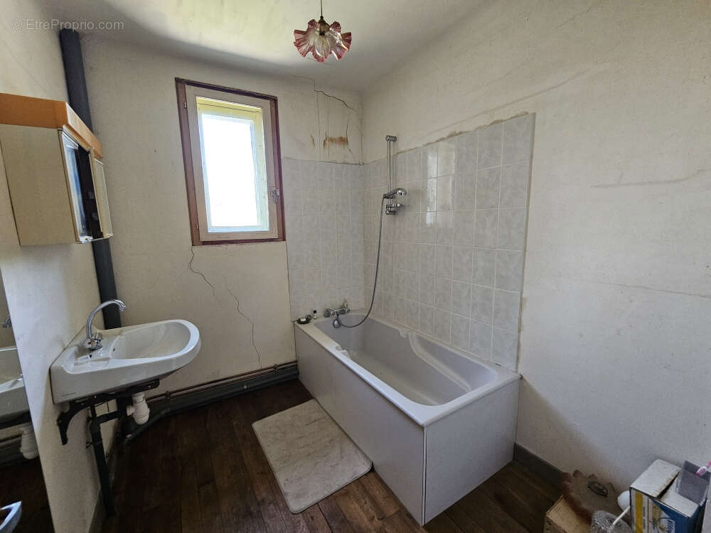 Maison à SAINT-GOUSSAUD