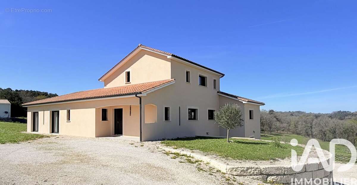 Photo 3 - Maison à TRELISSAC