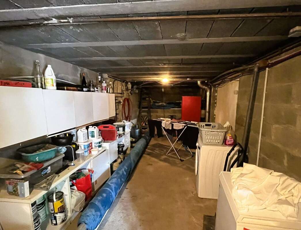 Maison à SALLES-LAVALETTE