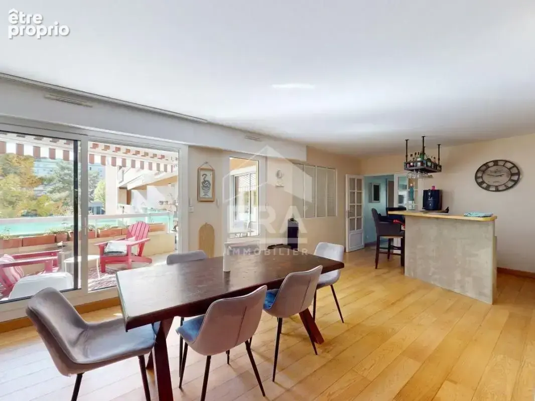 Photo Appartement à Paris-15e au prix de 995 000€