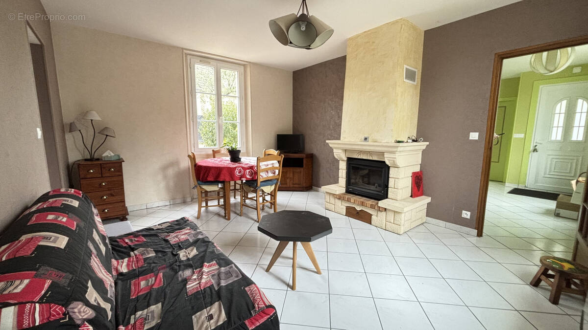 Maison à LE GAULT-SAINT-DENIS