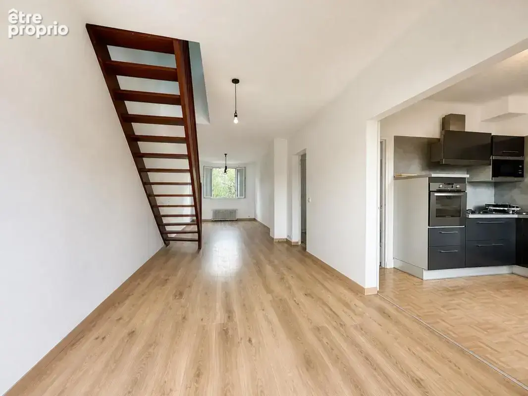Appartement à ROSNY-SOUS-BOIS