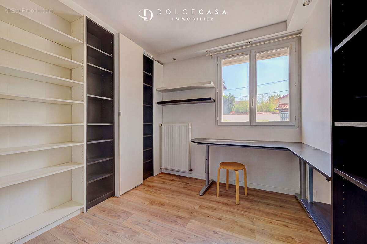 Appartement à NOGENT-SUR-MARNE