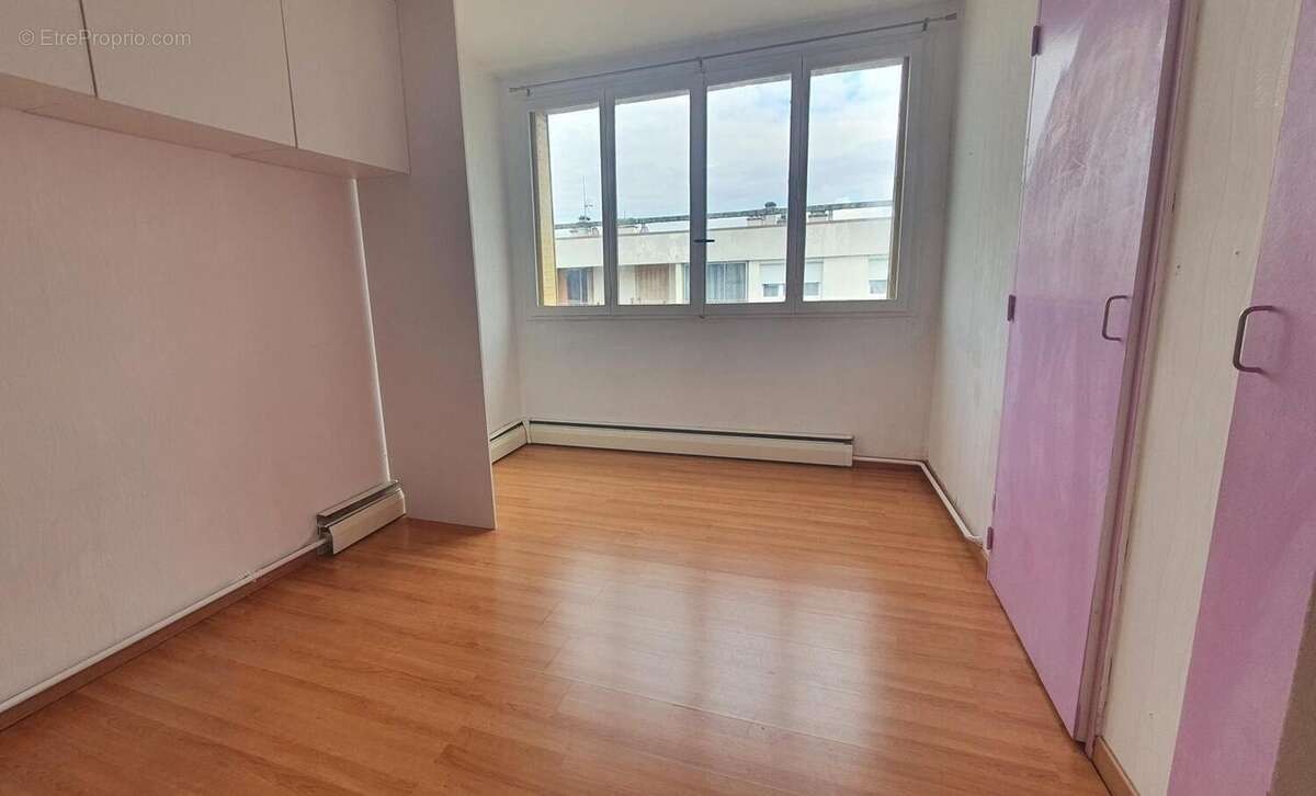 Appartement à CHENOVE